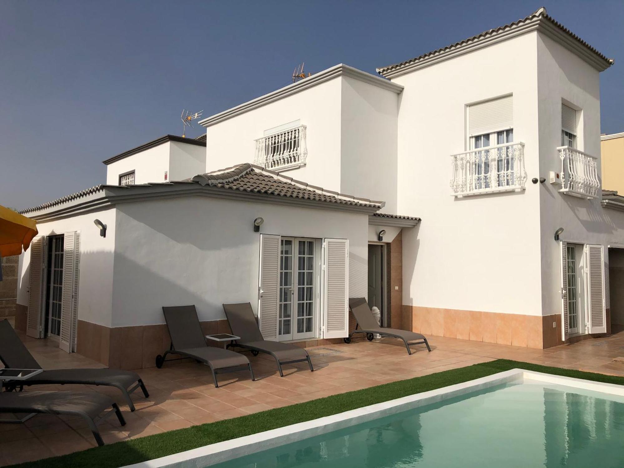 Villa Vanesa Luxury Private Villa With A Heated Pool, 4 Bedrooms And 4 Bathrooms Costa Adeje  Exterior photo