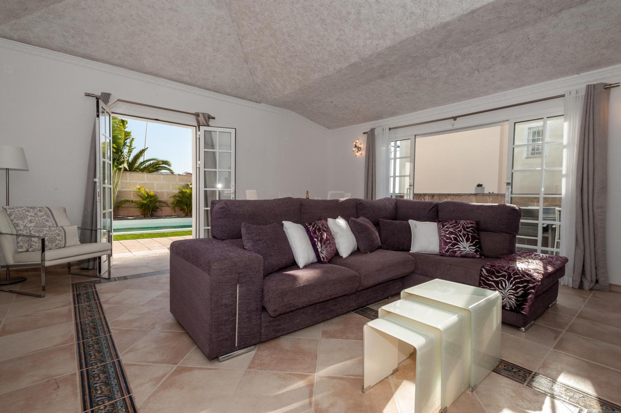 Villa Vanesa Luxury Private Villa With A Heated Pool, 4 Bedrooms And 4 Bathrooms Costa Adeje  Exterior photo